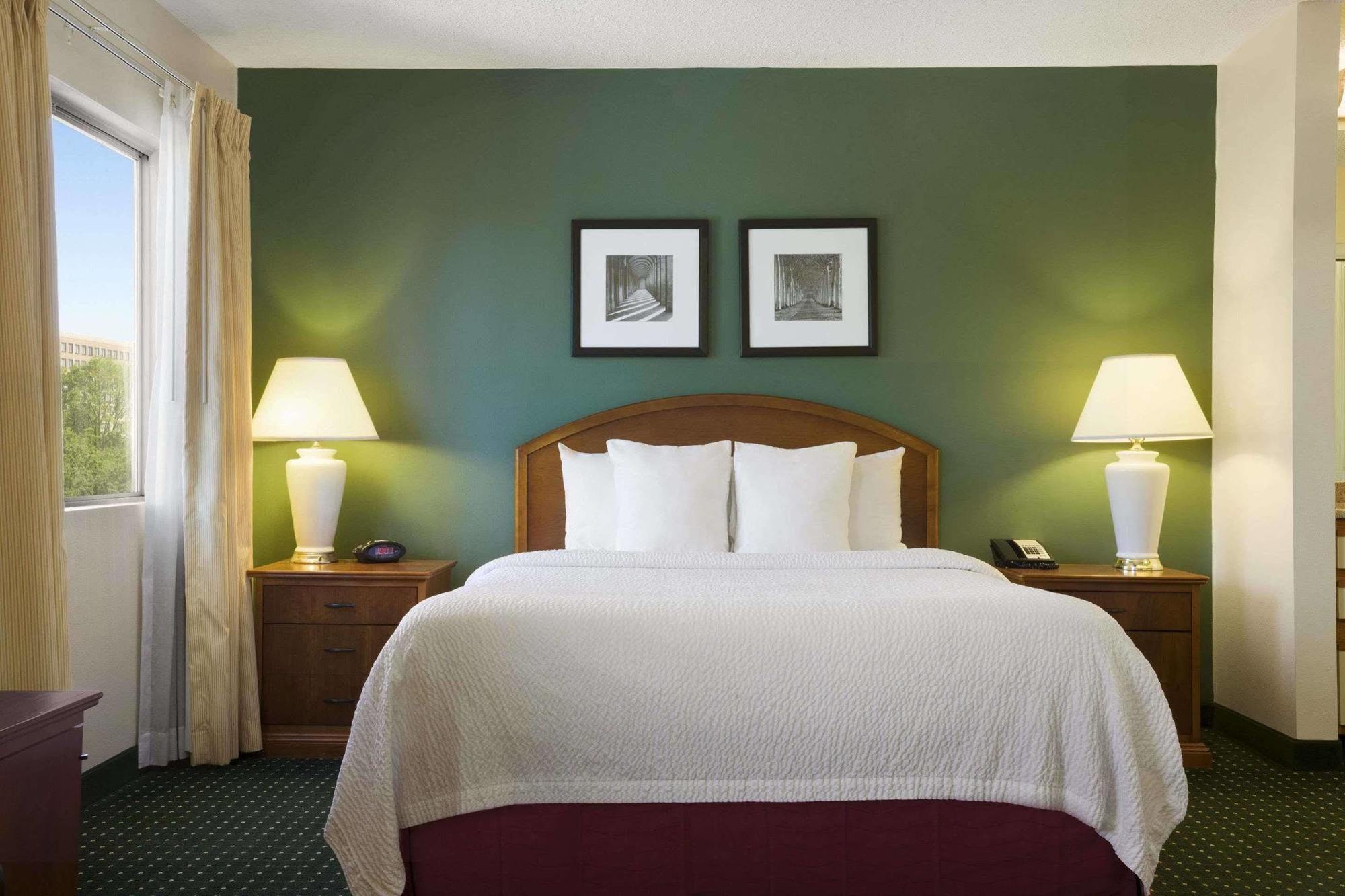 Hawthorn By Wyndham Airport 3* Philadelphia
